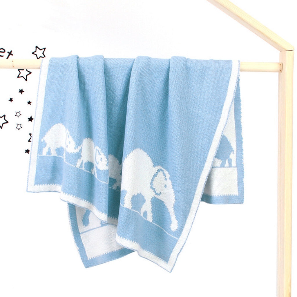 Kids Cartoon Elephant Embroidered Pattern Knittted Blanket